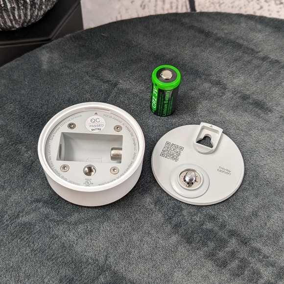 Google nest temperature sensor & battery no box included (ref#2) - Picture 2 of 5